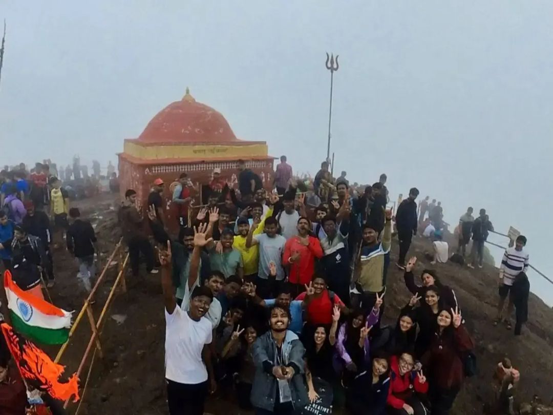 The Night Trek to Kalsubai Peak 